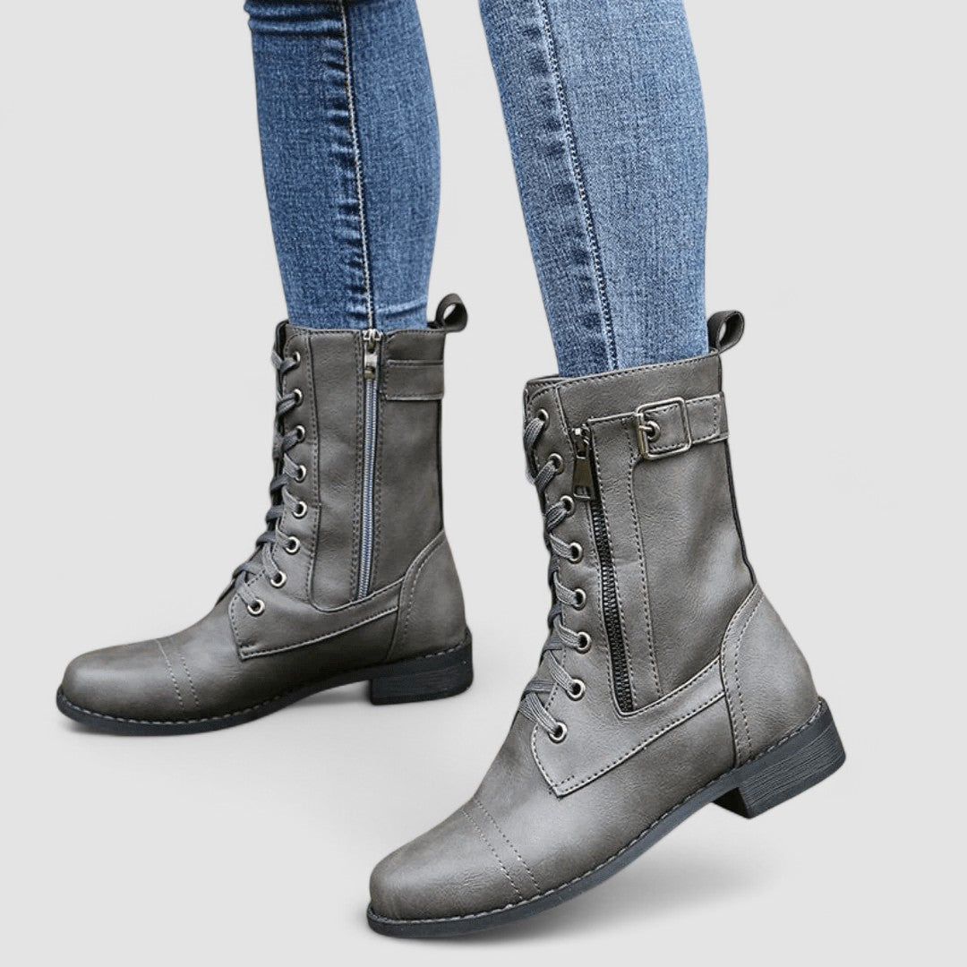 Tallulah | Gurtverschluss-Westenstiefel