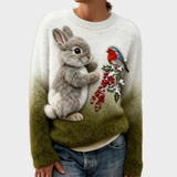 Lucy - Plüschpullover mit weihnachtlichem Hasen