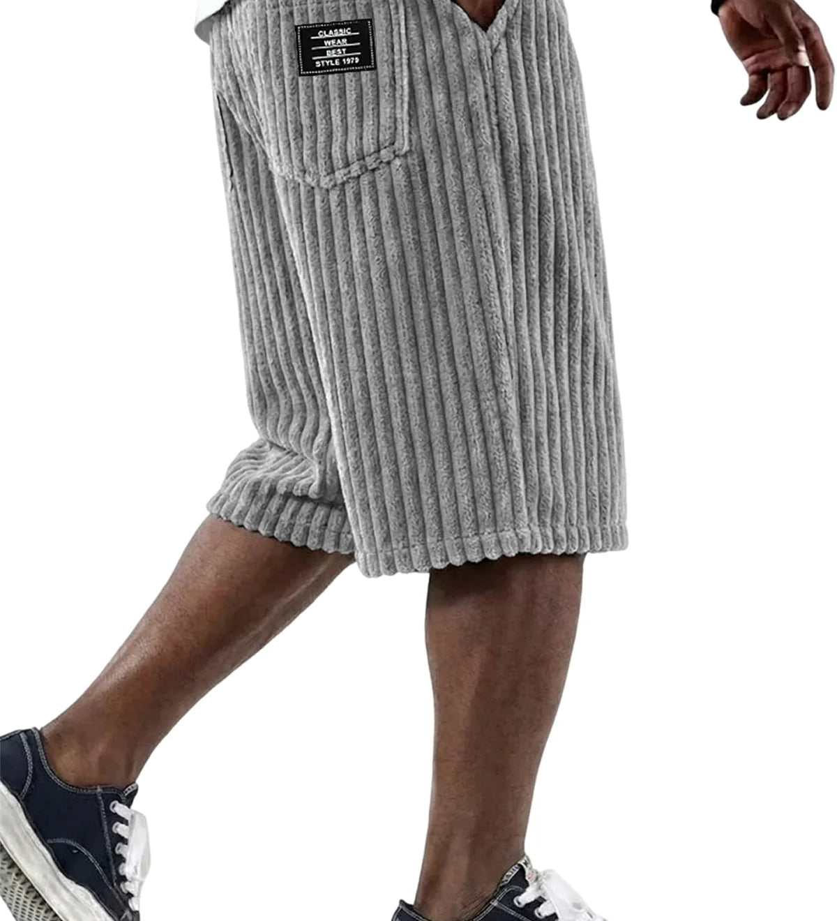 Cord Shorts mit Stickdetail