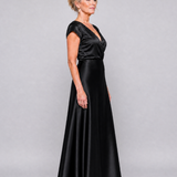Samouse | Maxikleid mit Wickeloberteil und kurzen Ärmeln