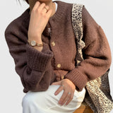 Beata - Kurzer Strick-Cardigan mit Stehkragen