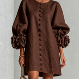 Freja | Elegantes Minikleid mit Puffärmeln, Blumenknöpfen und Blumenmanschetten