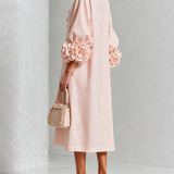 Liv | Rosa Midikleid mit Puffärmeln, Blumenknöpfen und Blumenmanschetten