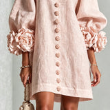 Ella | Rosa Minikleid mit V-Ausschnitt, Puffärmeln und Blumenmanschetten
