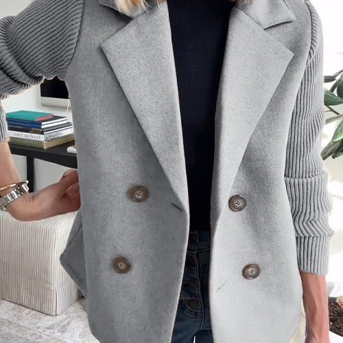 Amora - Eleganter Blazer mit Geflochtenen Ärmeln