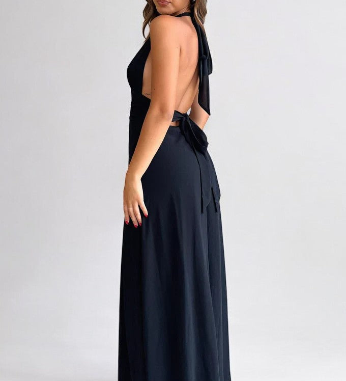 LILLI | Stilvolles Neckholder-Maxikleid mit Hohem Schlitz