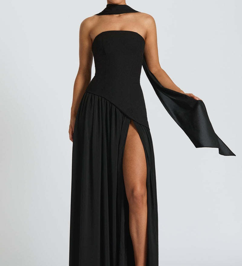LINA | Trägerloses Maxikleid mit Hohem Schlitz