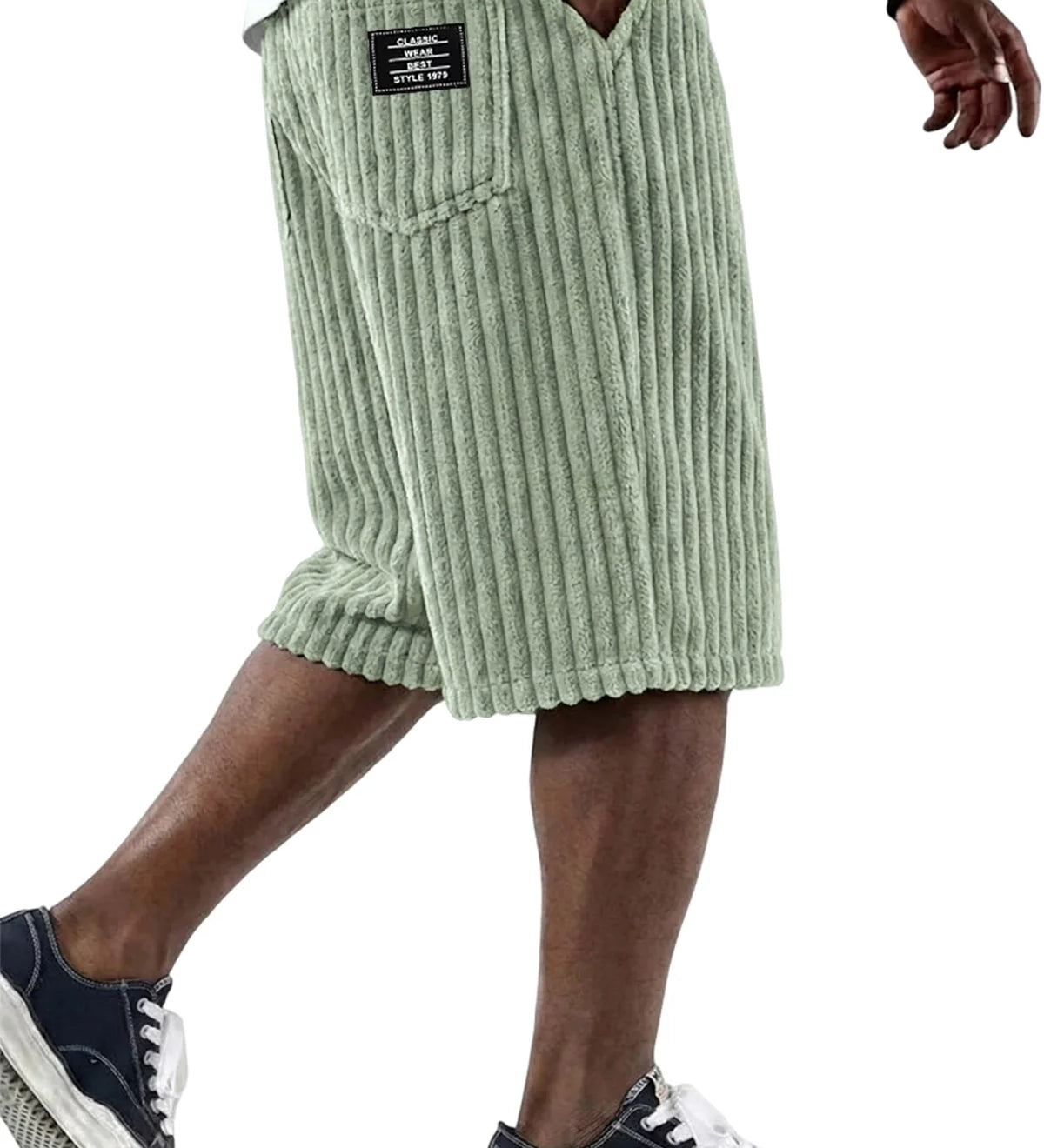 Cord Shorts mit Stickdetail